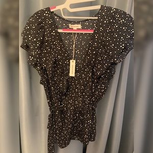 NWT Max Studio modern black and white feminine blouse